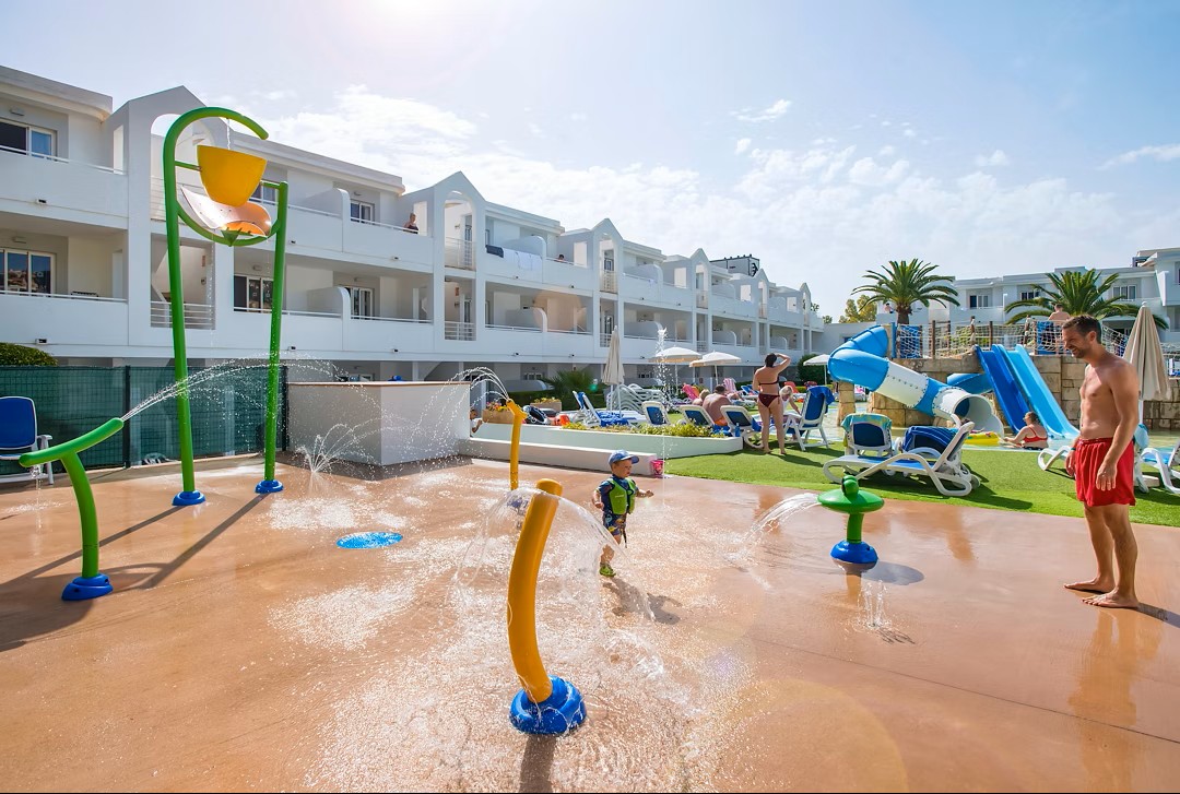 Majorca hotels with splash parks