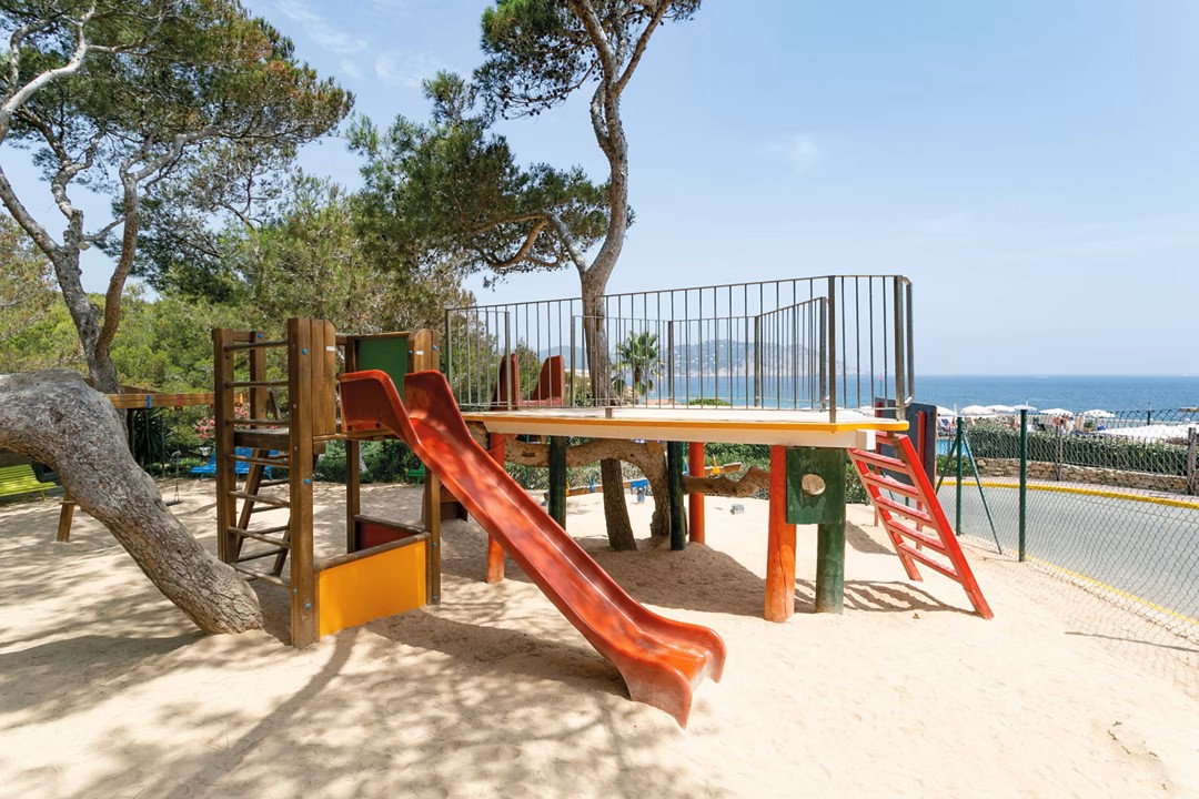 hotels with family rooms