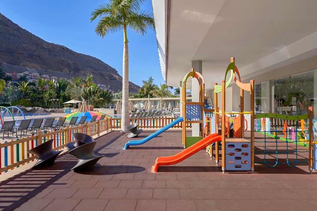 hotels with family rooms