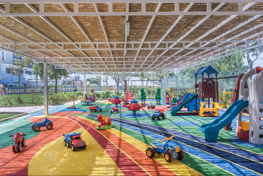 beachfront hotel for families