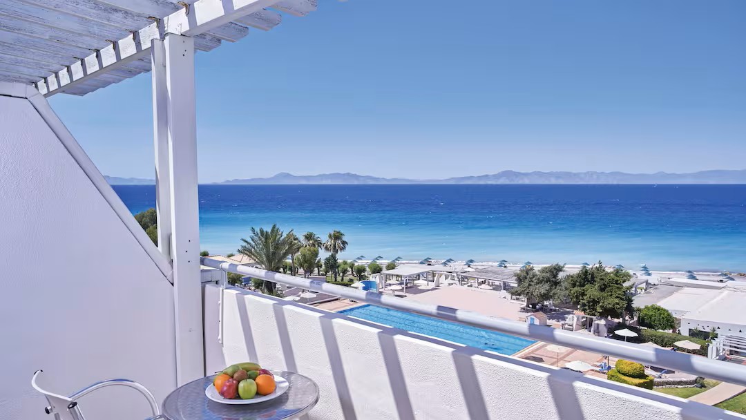 hotel with a short transfer