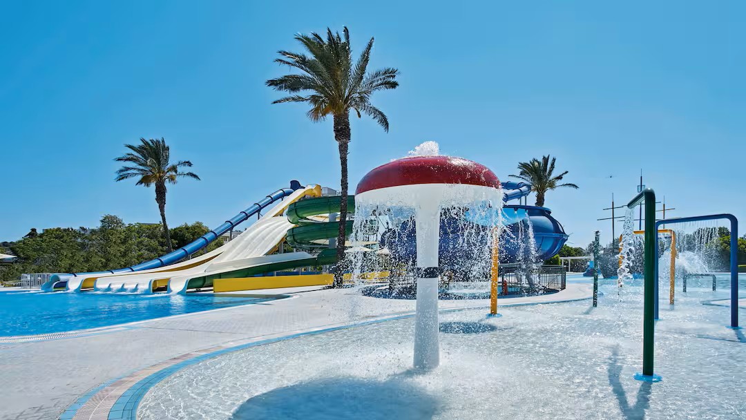 hotel with a short transfer