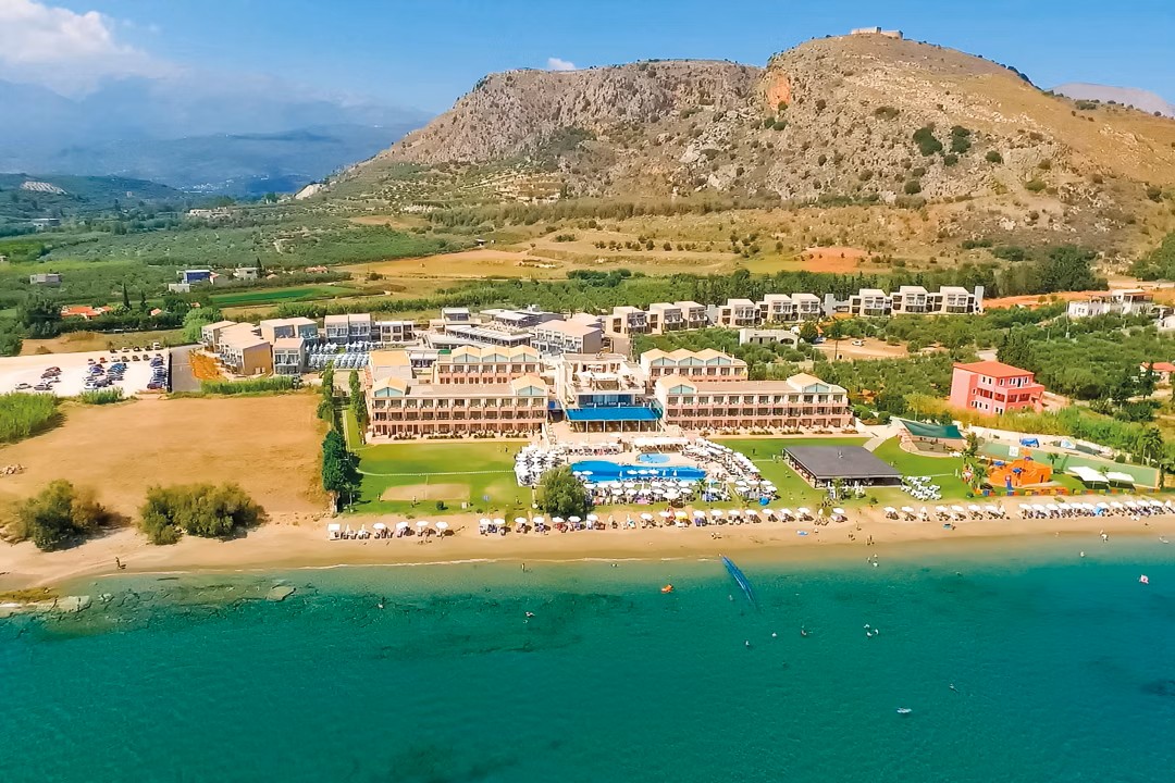 beachfront hotel for families