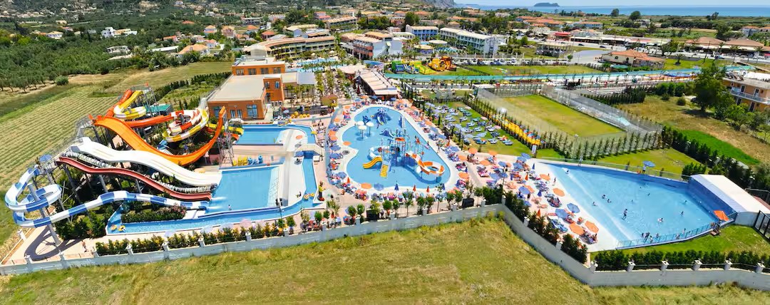 hotel with a short transfer