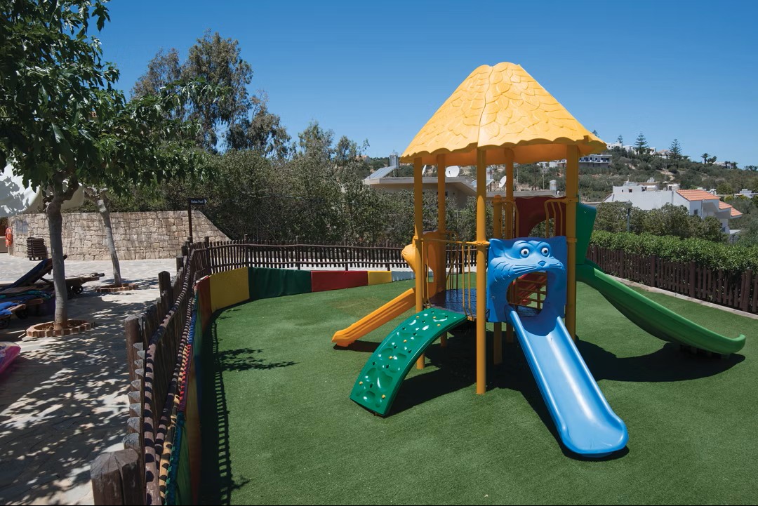 beachfront hotel for families