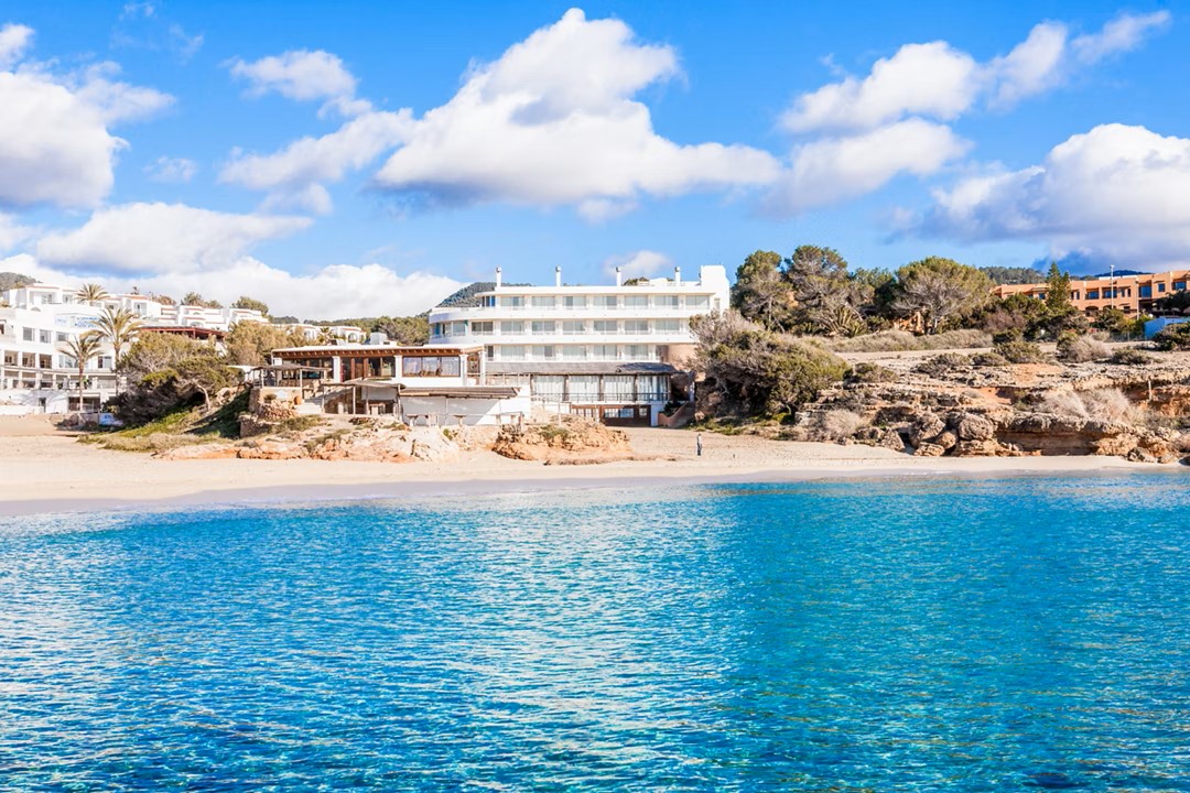 beachfront hotel for families