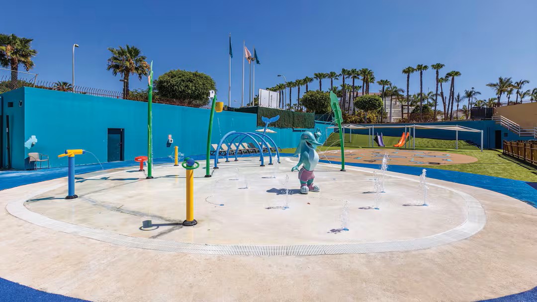 hotel with a short transfer