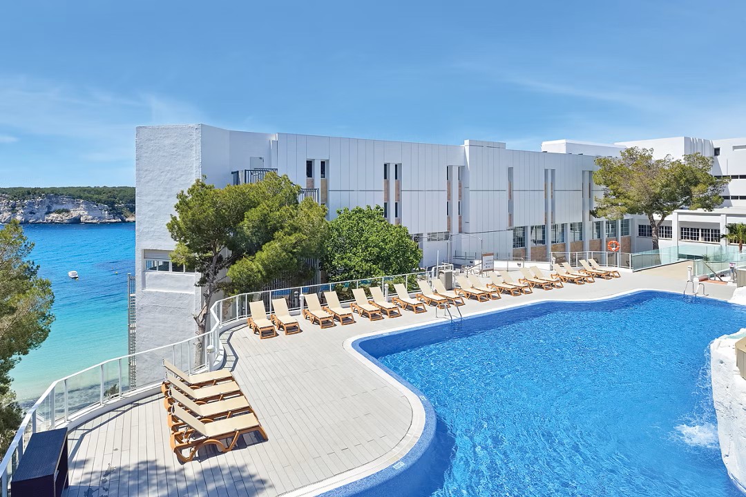 beachfront hotel for families