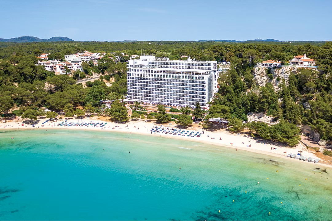 beachfront hotel for families