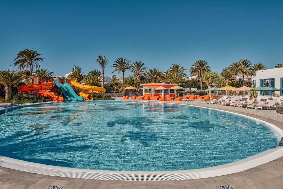 canary islands hotels with waterslides