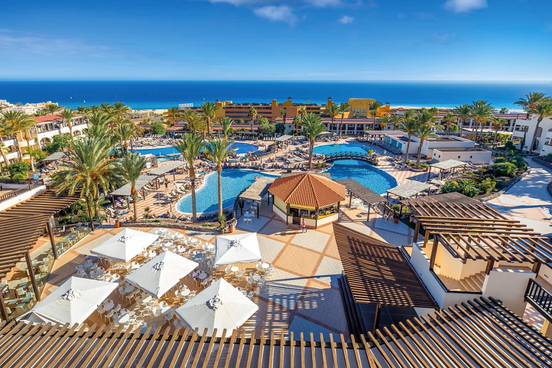 canary islands hotels with waterslides