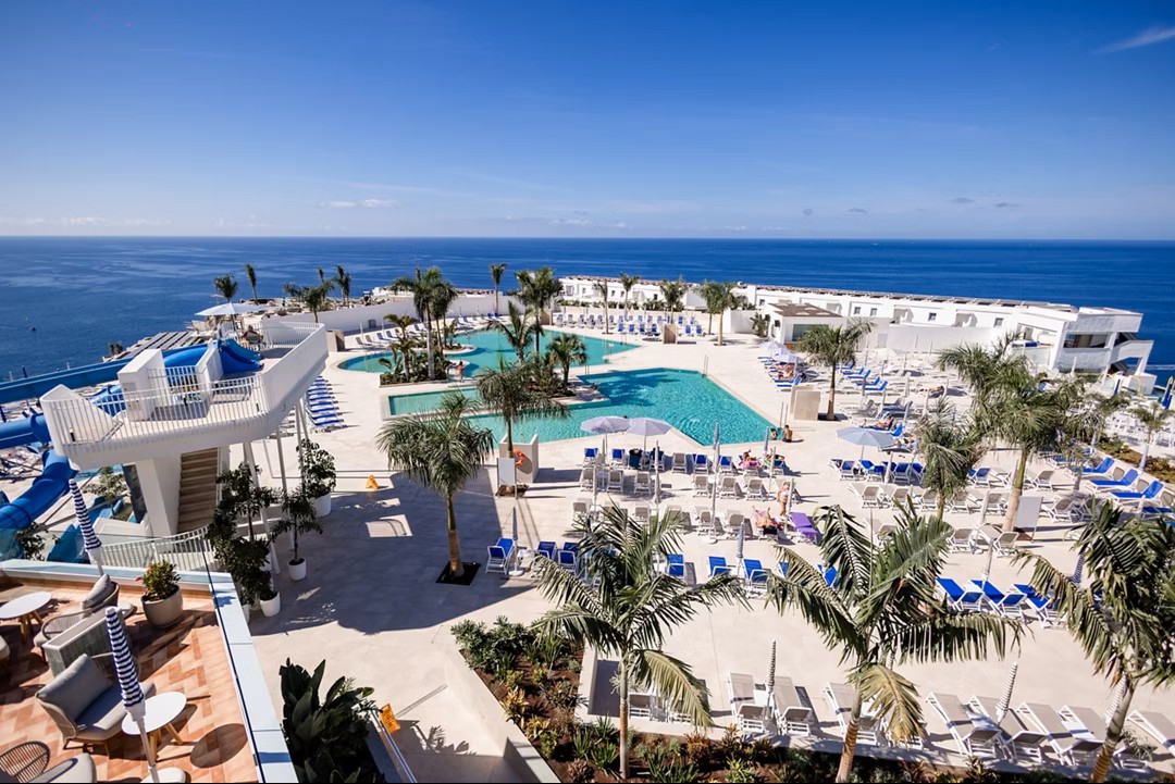 canary islands hotels with waterslides