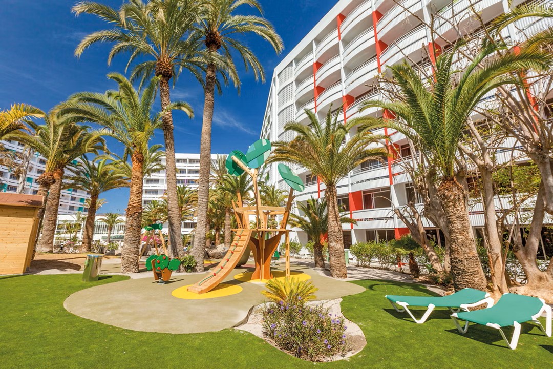 canary islands hotels with waterslides