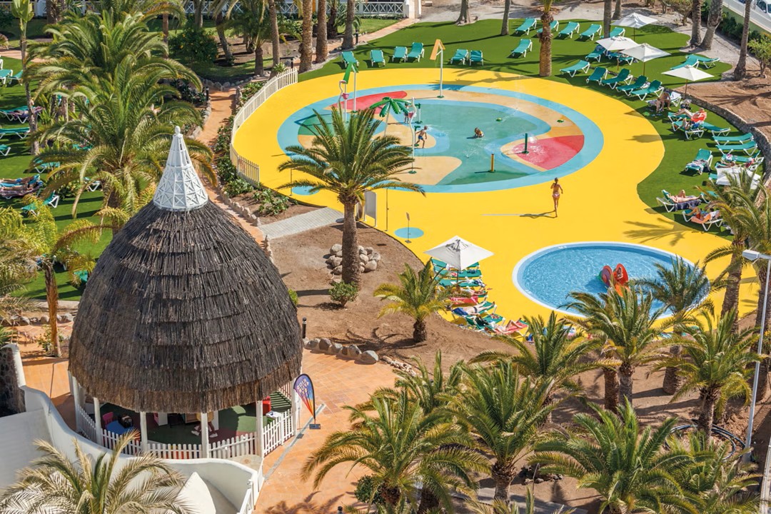 canary islands hotels with waterslides