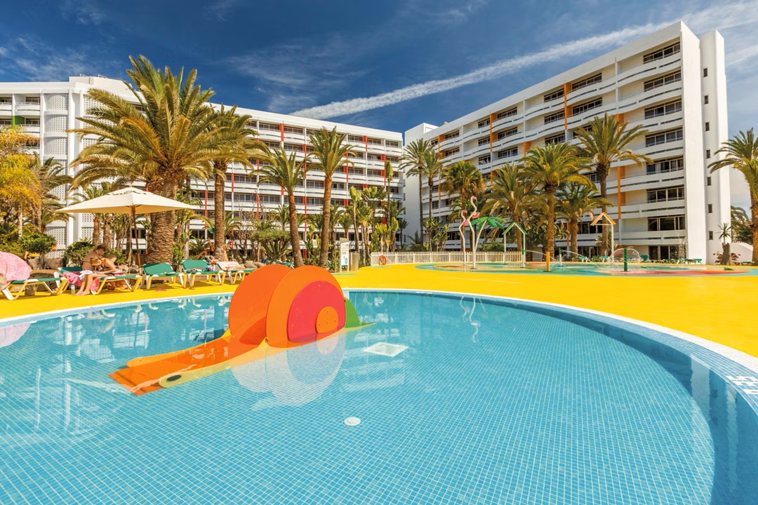 canary islands hotels with waterslides