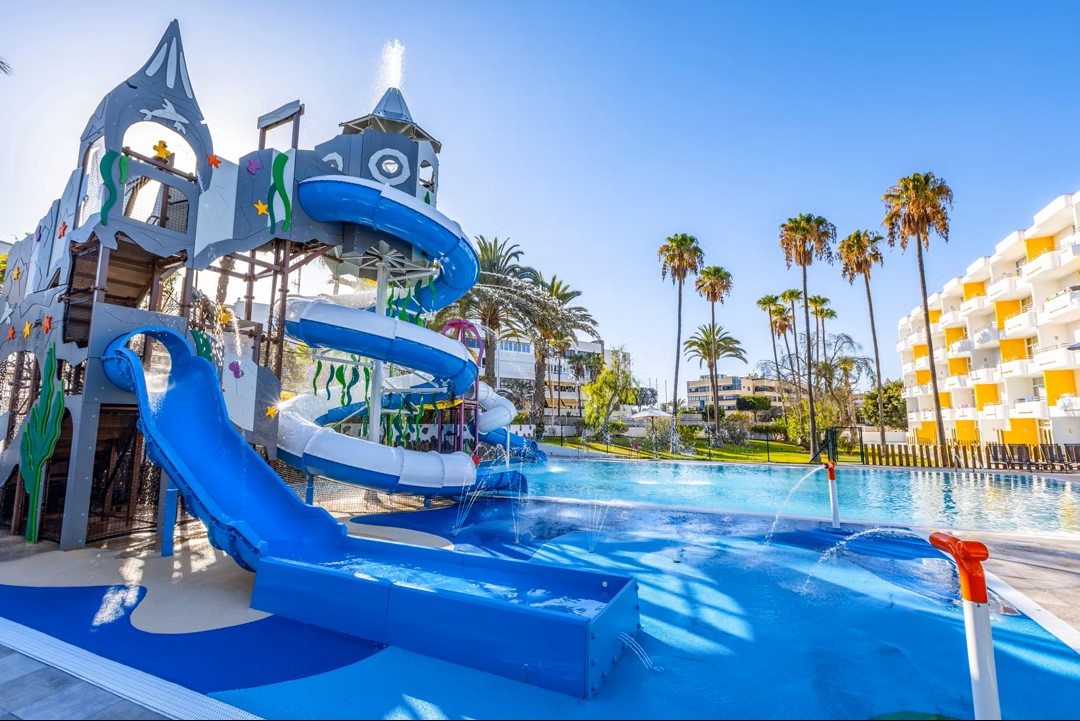 canary islands hotels with waterslides