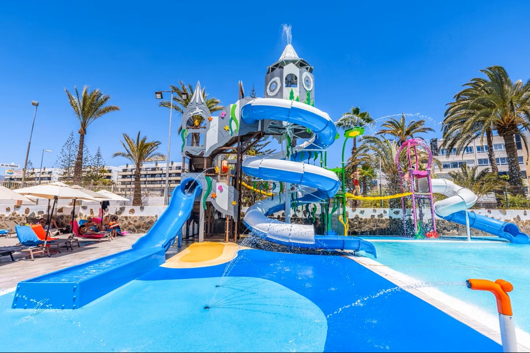 canary islands hotels with waterslides