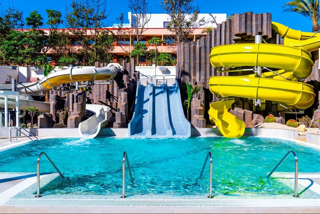 canary islands hotels with waterslides
